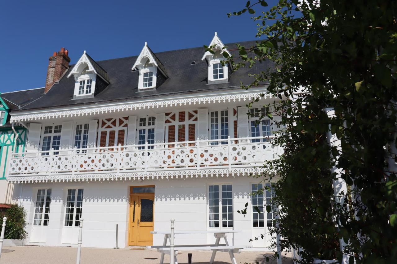 White House, Maison D'Hotes Villequier Екстер'єр фото